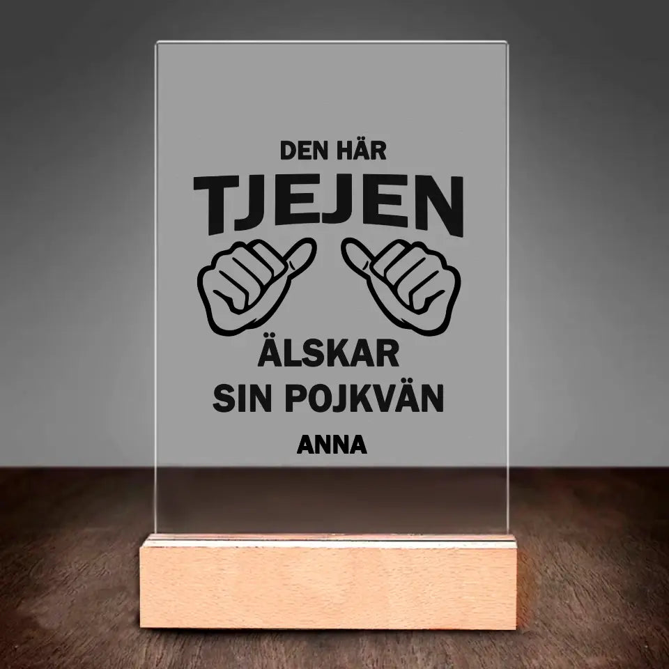 Den här tjejen älskar sin pojkvän